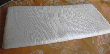 Abbildung: Kindematratze von ALVI 40x 90x 3 cm