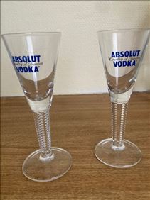 Abbildung: Vodka Gläser dekorativ