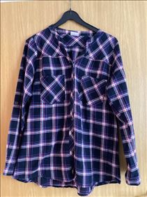 Abbildung: Karo Bluse 