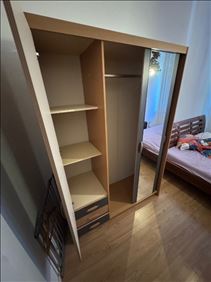 Abbildung: Verschenke Kleiderschrank