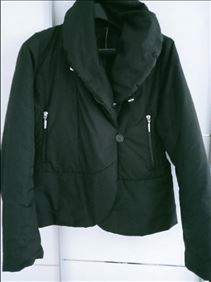Abbildung: Fast neu.Jacke Airfield(warm und leicht)Gr.40.Farve: schwarz
