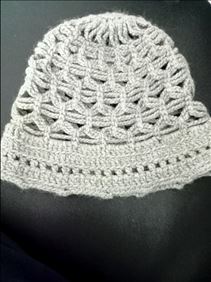 Abbildung: Unbenutzt.Handgestrickte Wollmütze