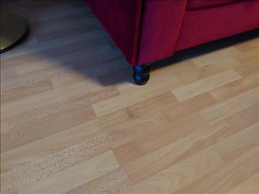Abbildung: Rotes Sofa