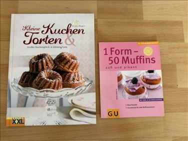 Abbildung: Backbücher: Kleine Kuchen und Torten + 1 Form - 50 Muffins